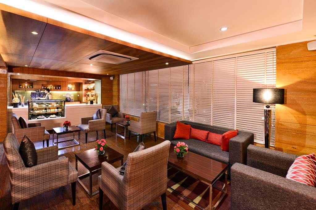 Quality Inn Gurgaon Restaurant foto